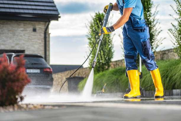 Why Choose Our Certified Pressure Washing Experts for Your Project Needs in Doney Park, AZ?